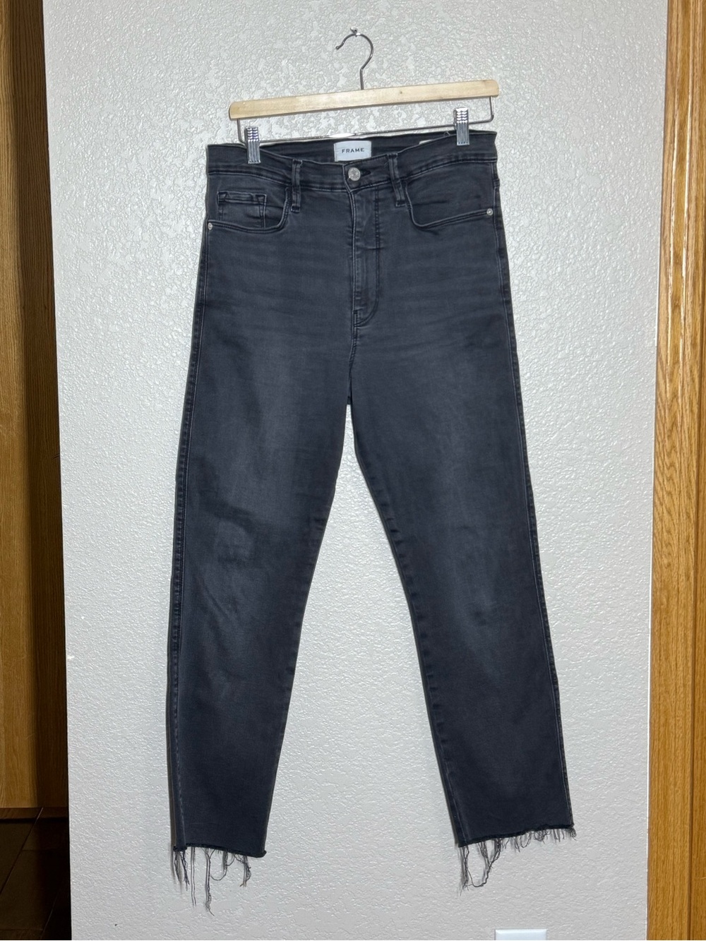 Frame Le Sylvie Crop Jeans Size 31